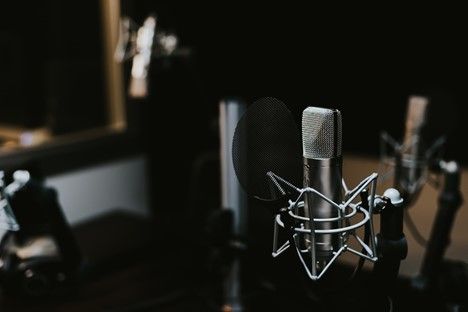 3 benefits of working with a professional audio production studio