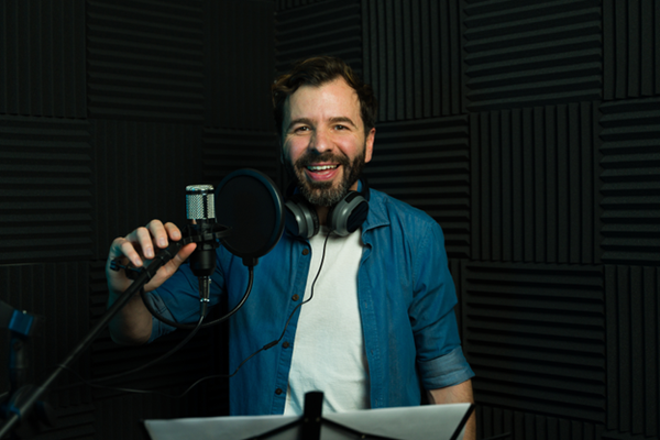 How great voice actors bring “boring” content to life